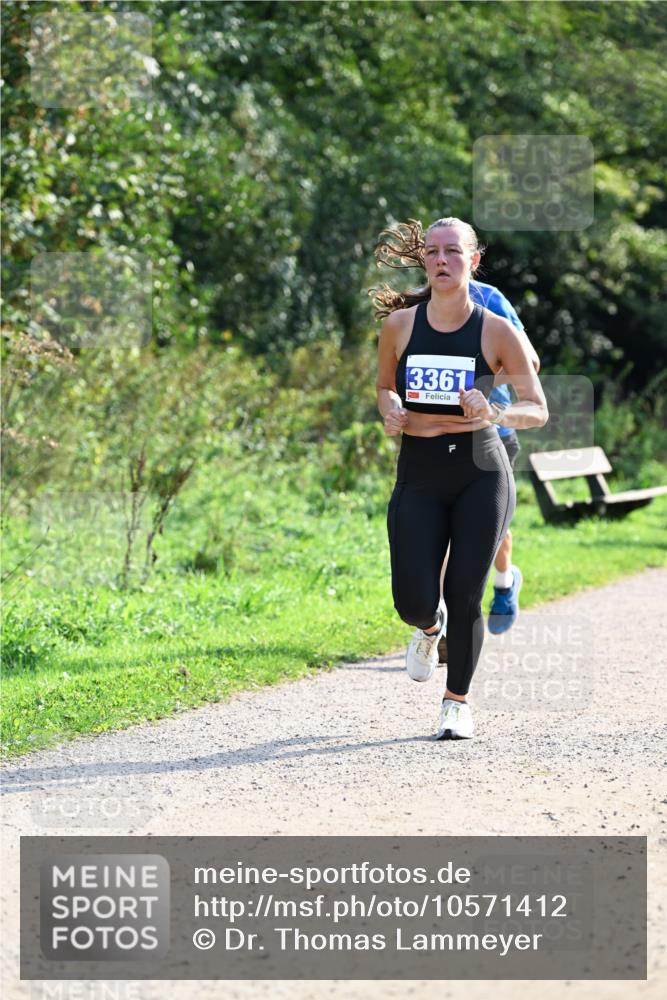 27.09.2026 - 35. Volkslauf durch das schöne Alstertal Dr. Thomas Lammeyer http://msf.ph/oto/10571412 27.09.2026 11:18:49 Laufen 3361 meine-sportfotos.de