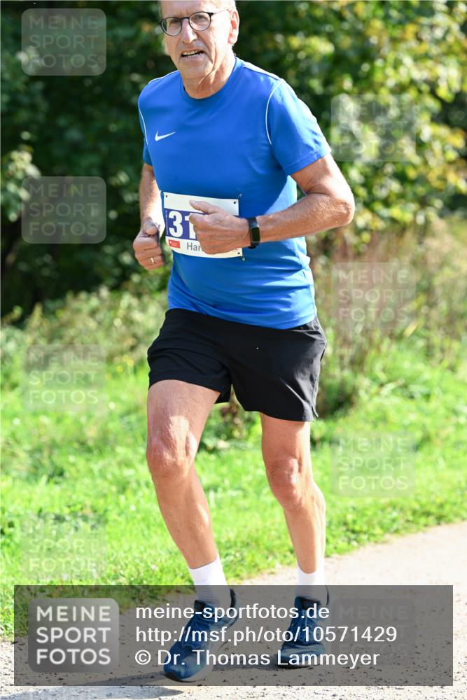 27.09.2026 - 35. Volkslauf durch das schöne Alstertal Dr. Thomas Lammeyer http://msf.ph/oto/10571429 27.09.2026 11:18:52 Laufen 31 meine-sportfotos.de