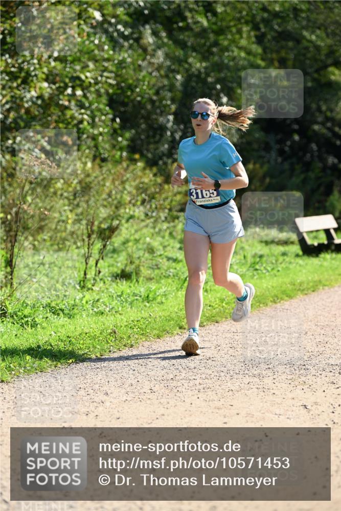 27.09.2026 - 35. Volkslauf durch das schöne Alstertal Dr. Thomas Lammeyer http://msf.ph/oto/10571453 27.09.2026 11:19:04 Laufen 3165 meine-sportfotos.de
