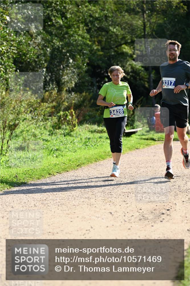 27.09.2026 - 35. Volkslauf durch das schöne Alstertal Dr. Thomas Lammeyer http://msf.ph/oto/10571469 27.09.2026 11:19:09 Laufen 15, 2013, 3428, 3317 meine-sportfotos.de
