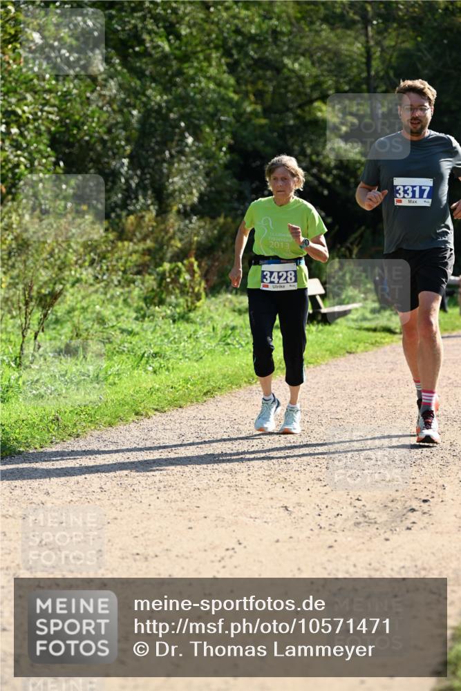 27.09.2026 - 35. Volkslauf durch das schöne Alstertal Dr. Thomas Lammeyer http://msf.ph/oto/10571471 27.09.2026 11:19:09 Laufen 15, 2013, 3428, 3317 meine-sportfotos.de