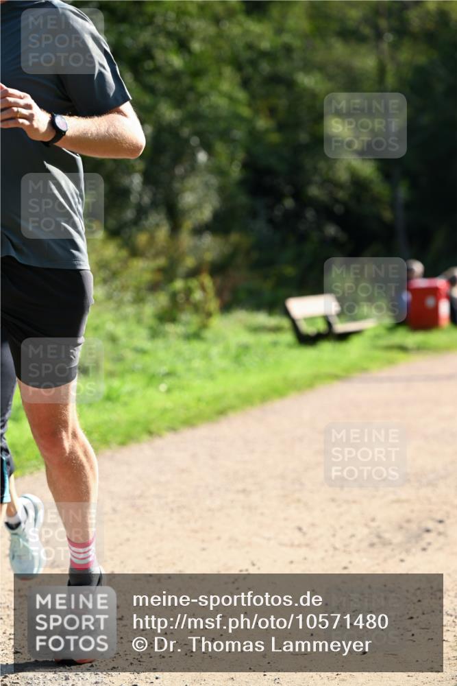 27.09.2026 - 35. Volkslauf durch das schöne Alstertal Dr. Thomas Lammeyer http://msf.ph/oto/10571480 27.09.2026 11:19:11 Laufen  meine-sportfotos.de