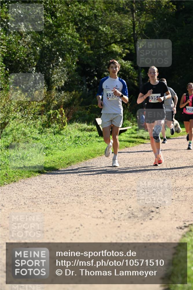 27.09.2026 - 35. Volkslauf durch das schöne Alstertal Dr. Thomas Lammeyer http://msf.ph/oto/10571510 27.09.2026 11:19:21 Laufen 3355, 335, 3251 meine-sportfotos.de
