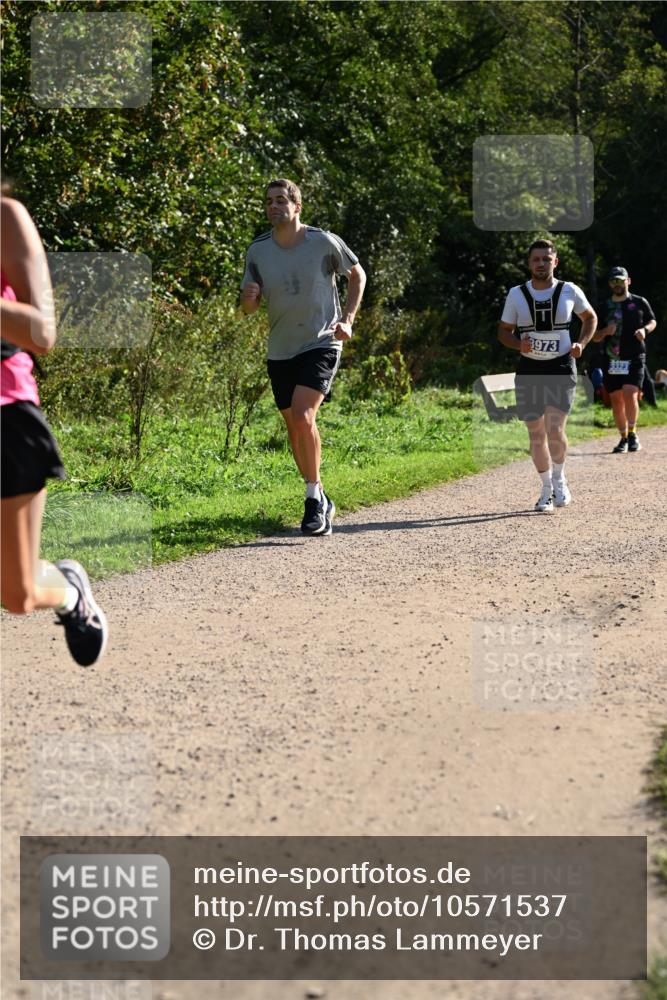 27.09.2026 - 35. Volkslauf durch das schöne Alstertal Dr. Thomas Lammeyer http://msf.ph/oto/10571537 27.09.2026 11:19:25 Laufen 3973, 3323 meine-sportfotos.de