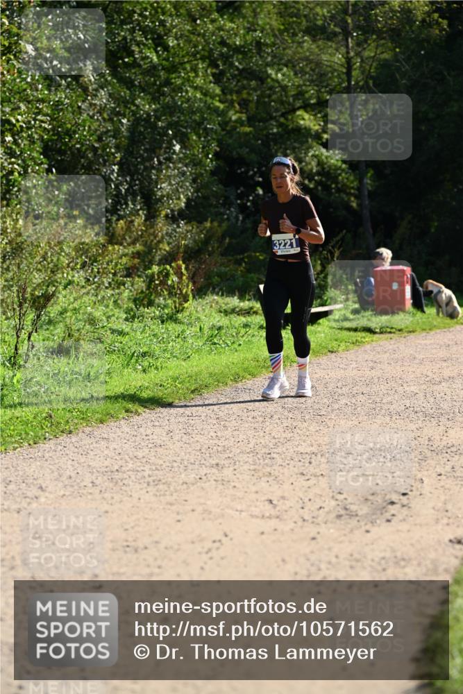 27.09.2026 - 35. Volkslauf durch das schöne Alstertal Dr. Thomas Lammeyer http://msf.ph/oto/10571562 27.09.2026 11:19:30 Laufen 3221 meine-sportfotos.de