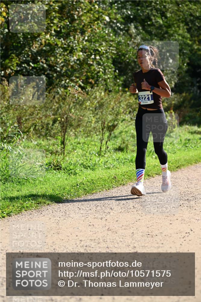27.09.2026 - 35. Volkslauf durch das schöne Alstertal Dr. Thomas Lammeyer http://msf.ph/oto/10571575 27.09.2026 11:19:32 Laufen 3221 meine-sportfotos.de