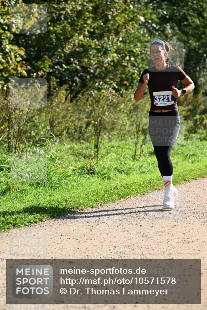 27.09.2026 - 35. Volkslauf durch das schöne Alstertal Dr. Thomas Lammeyer http://msf.ph/oto/10571578 27.09.2026 11:19:32 Laufen 3221 meine-sportfotos.de