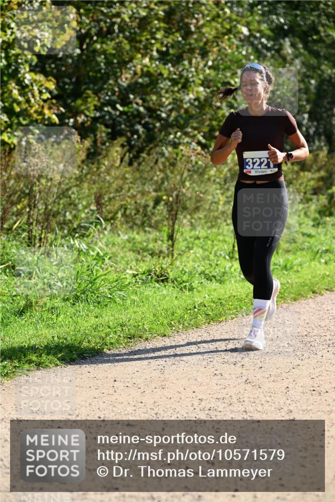 27.09.2026 - 35. Volkslauf durch das schöne Alstertal Dr. Thomas Lammeyer http://msf.ph/oto/10571579 27.09.2026 11:19:32 Laufen 3221 meine-sportfotos.de