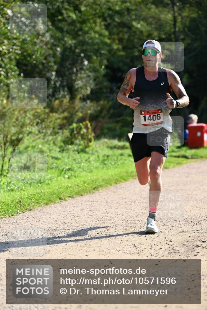27.09.2026 - 35. Volkslauf durch das schöne Alstertal Dr. Thomas Lammeyer http://msf.ph/oto/10571596 27.09.2026 11:19:38 Laufen 1406 meine-sportfotos.de