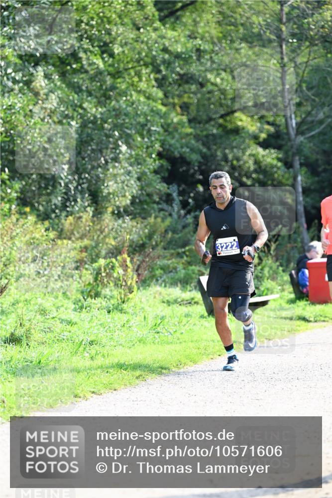 27.09.2026 - 35. Volkslauf durch das schöne Alstertal Dr. Thomas Lammeyer http://msf.ph/oto/10571606 27.09.2026 11:19:46 Laufen 3222 meine-sportfotos.de