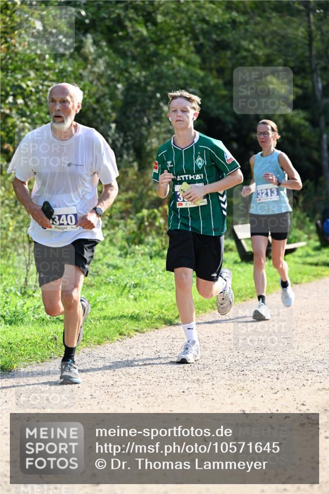 27.09.2026 - 35. Volkslauf durch das schöne Alstertal Dr. Thomas Lammeyer http://msf.ph/oto/10571645 27.09.2026 11:19:55 Laufen 340, 3213 meine-sportfotos.de