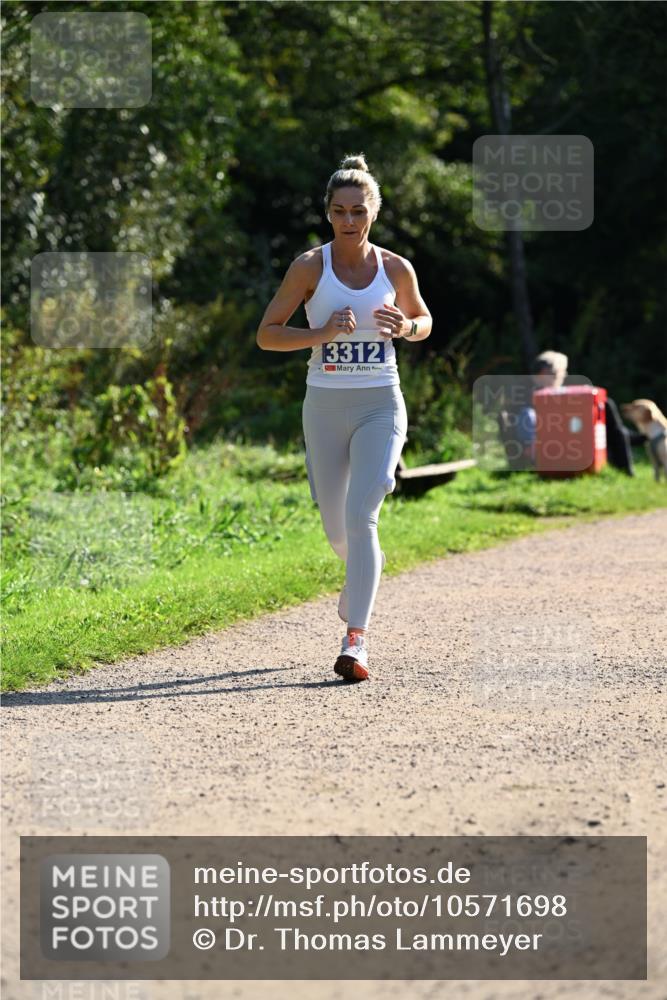 27.09.2026 - 35. Volkslauf durch das schöne Alstertal Dr. Thomas Lammeyer http://msf.ph/oto/10571698 27.09.2026 11:20:07 Laufen 3312 meine-sportfotos.de