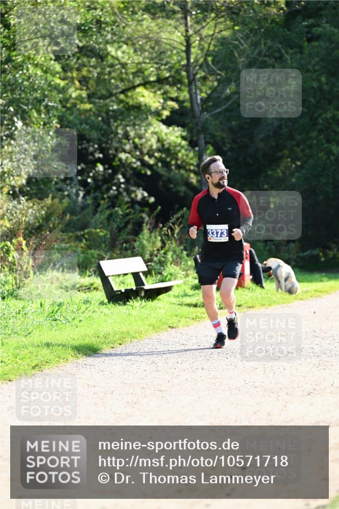 27.09.2026 - 35. Volkslauf durch das schöne Alstertal Dr. Thomas Lammeyer http://msf.ph/oto/10571718 27.09.2026 11:20:11 Laufen 3373 meine-sportfotos.de