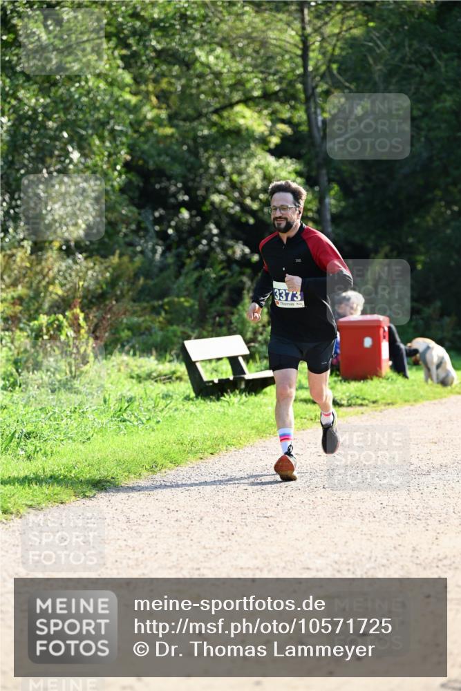 27.09.2026 - 35. Volkslauf durch das schöne Alstertal Dr. Thomas Lammeyer http://msf.ph/oto/10571725 27.09.2026 11:20:12 Laufen 3373 meine-sportfotos.de