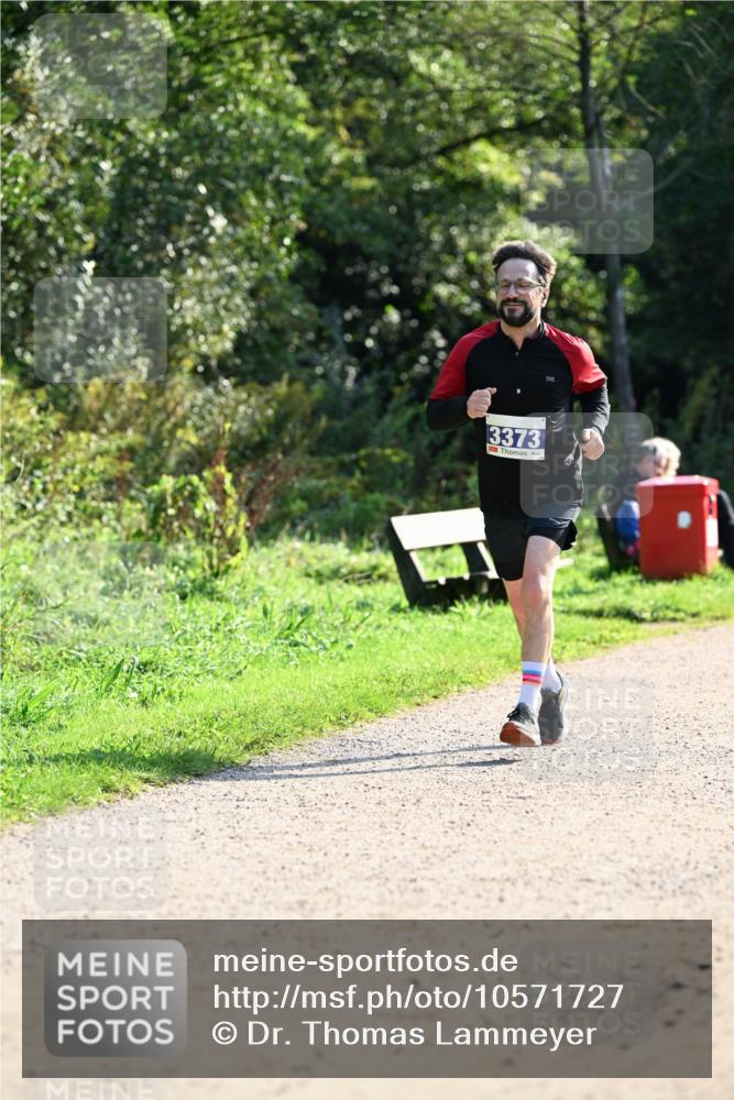 27.09.2026 - 35. Volkslauf durch das schöne Alstertal Dr. Thomas Lammeyer http://msf.ph/oto/10571727 27.09.2026 11:20:12 Laufen 3373 meine-sportfotos.de