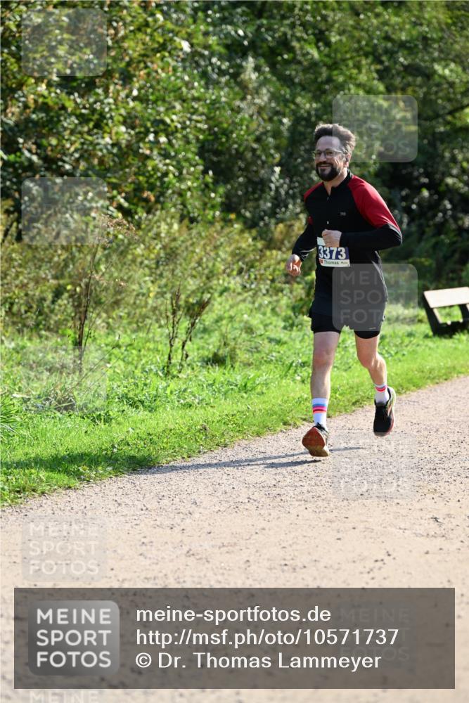 27.09.2026 - 35. Volkslauf durch das schöne Alstertal Dr. Thomas Lammeyer http://msf.ph/oto/10571737 27.09.2026 11:20:13 Laufen 3373 meine-sportfotos.de