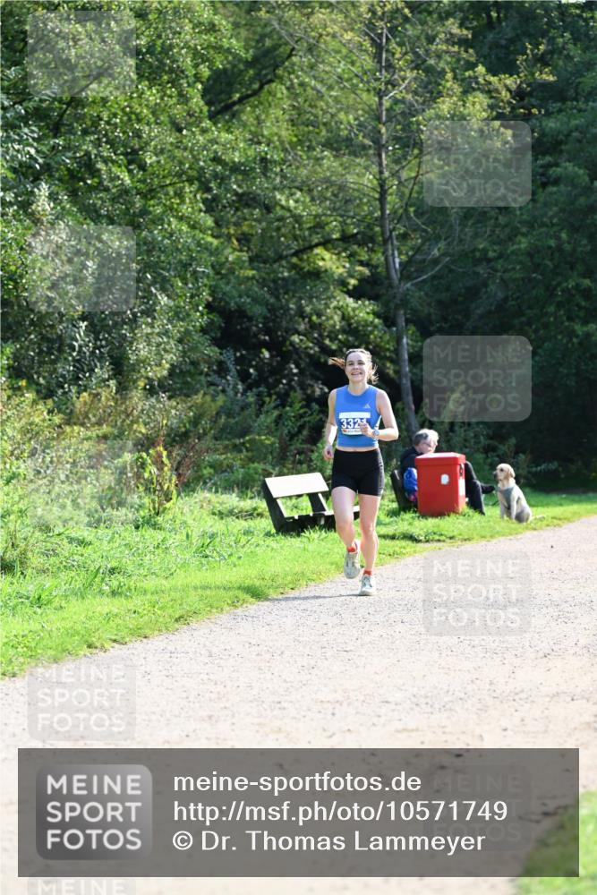 27.09.2026 - 35. Volkslauf durch das schöne Alstertal Dr. Thomas Lammeyer http://msf.ph/oto/10571749 27.09.2026 11:20:23 Laufen 3324 meine-sportfotos.de