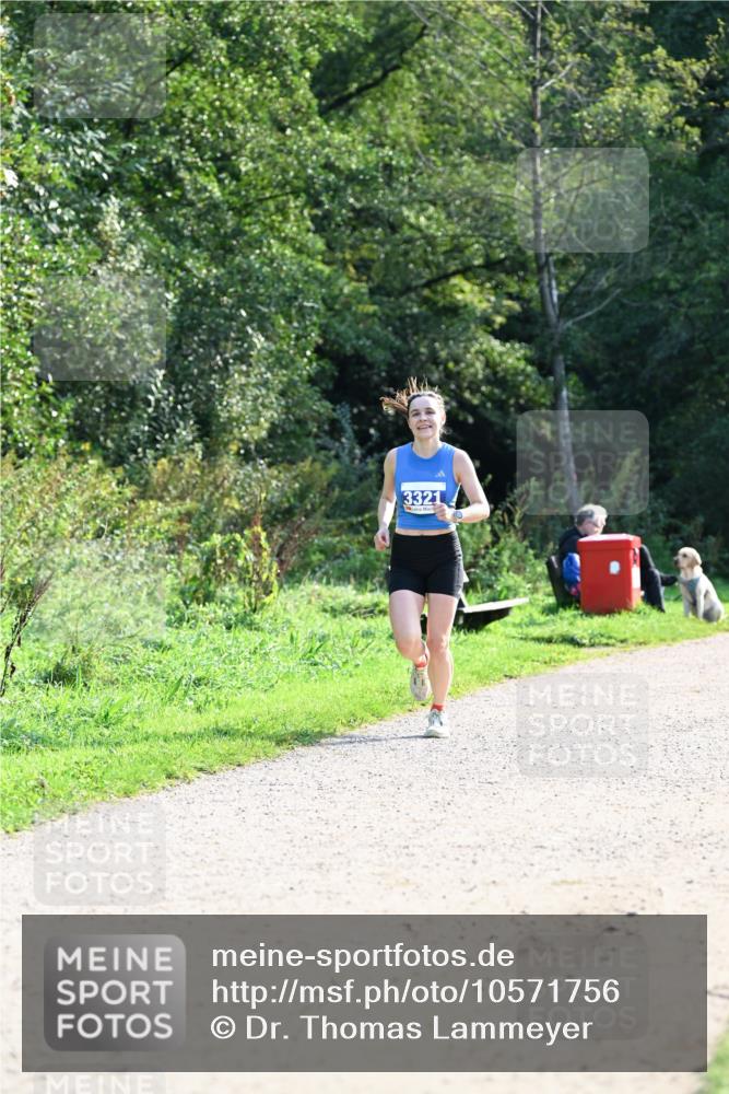 27.09.2026 - 35. Volkslauf durch das schöne Alstertal Dr. Thomas Lammeyer http://msf.ph/oto/10571756 27.09.2026 11:20:24 Laufen 3321 meine-sportfotos.de