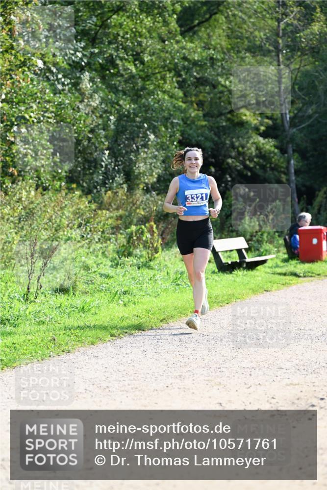27.09.2026 - 35. Volkslauf durch das schöne Alstertal Dr. Thomas Lammeyer http://msf.ph/oto/10571761 27.09.2026 11:20:25 Laufen 3321 meine-sportfotos.de