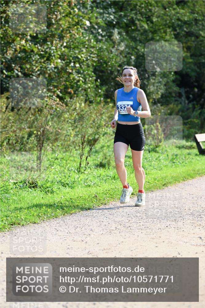 27.09.2026 - 35. Volkslauf durch das schöne Alstertal Dr. Thomas Lammeyer http://msf.ph/oto/10571771 27.09.2026 11:20:25 Laufen 332 meine-sportfotos.de