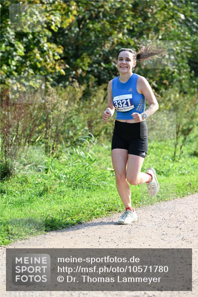 27.09.2026 - 35. Volkslauf durch das schöne Alstertal Dr. Thomas Lammeyer http://msf.ph/oto/10571780 27.09.2026 11:20:26 Laufen 3321 meine-sportfotos.de