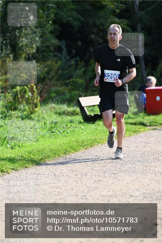 27.09.2026 - 35. Volkslauf durch das schöne Alstertal Dr. Thomas Lammeyer http://msf.ph/oto/10571783 27.09.2026 11:20:35 Laufen 3200 meine-sportfotos.de