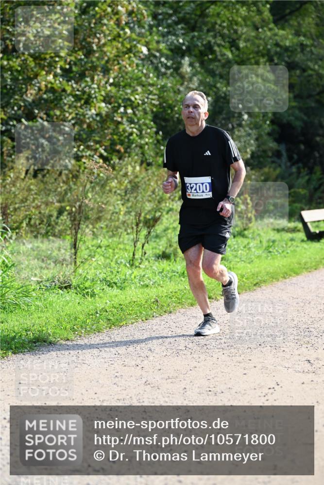 27.09.2026 - 35. Volkslauf durch das schöne Alstertal Dr. Thomas Lammeyer http://msf.ph/oto/10571800 27.09.2026 11:20:37 Laufen 3200 meine-sportfotos.de