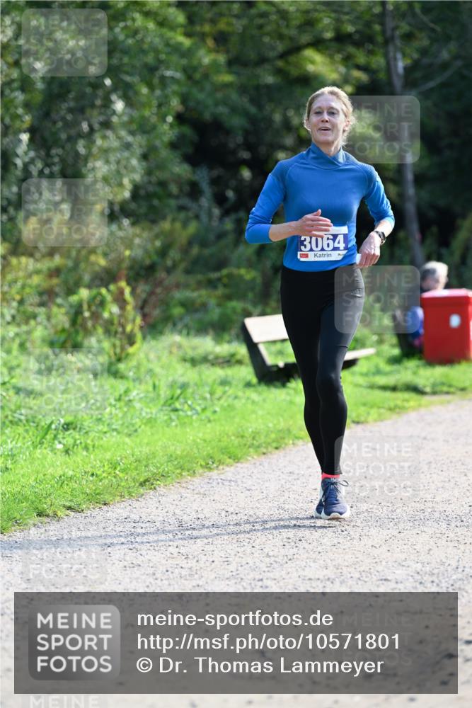 27.09.2026 - 35. Volkslauf durch das schöne Alstertal Dr. Thomas Lammeyer http://msf.ph/oto/10571801 27.09.2026 11:20:40 Laufen 3064 meine-sportfotos.de