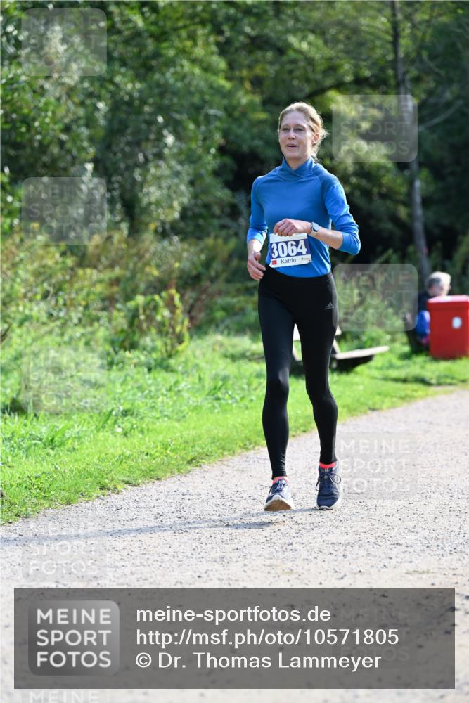 27.09.2026 - 35. Volkslauf durch das schöne Alstertal Dr. Thomas Lammeyer http://msf.ph/oto/10571805 27.09.2026 11:20:40 Laufen 3064 meine-sportfotos.de