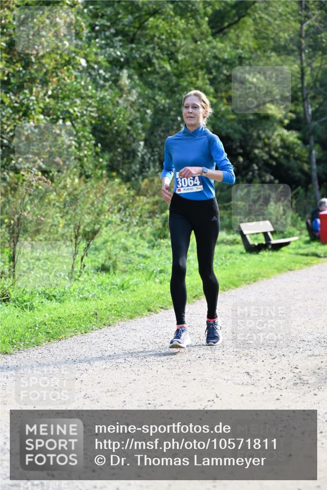 27.09.2026 - 35. Volkslauf durch das schöne Alstertal Dr. Thomas Lammeyer http://msf.ph/oto/10571811 27.09.2026 11:20:41 Laufen 3064 meine-sportfotos.de
