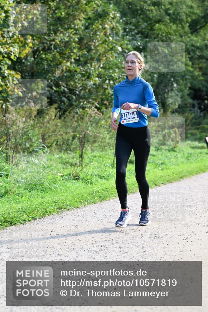 27.09.2026 - 35. Volkslauf durch das schöne Alstertal Dr. Thomas Lammeyer http://msf.ph/oto/10571819 27.09.2026 11:20:41 Laufen 3064 meine-sportfotos.de