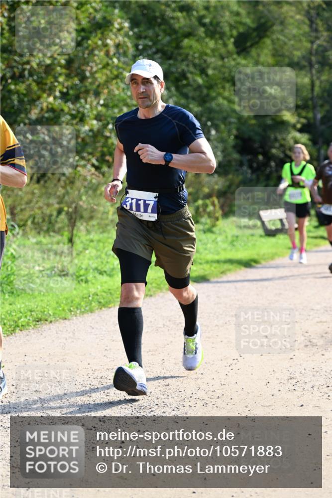 27.09.2026 - 35. Volkslauf durch das schöne Alstertal Dr. Thomas Lammeyer http://msf.ph/oto/10571883 27.09.2026 11:21:06 Laufen 3117 meine-sportfotos.de