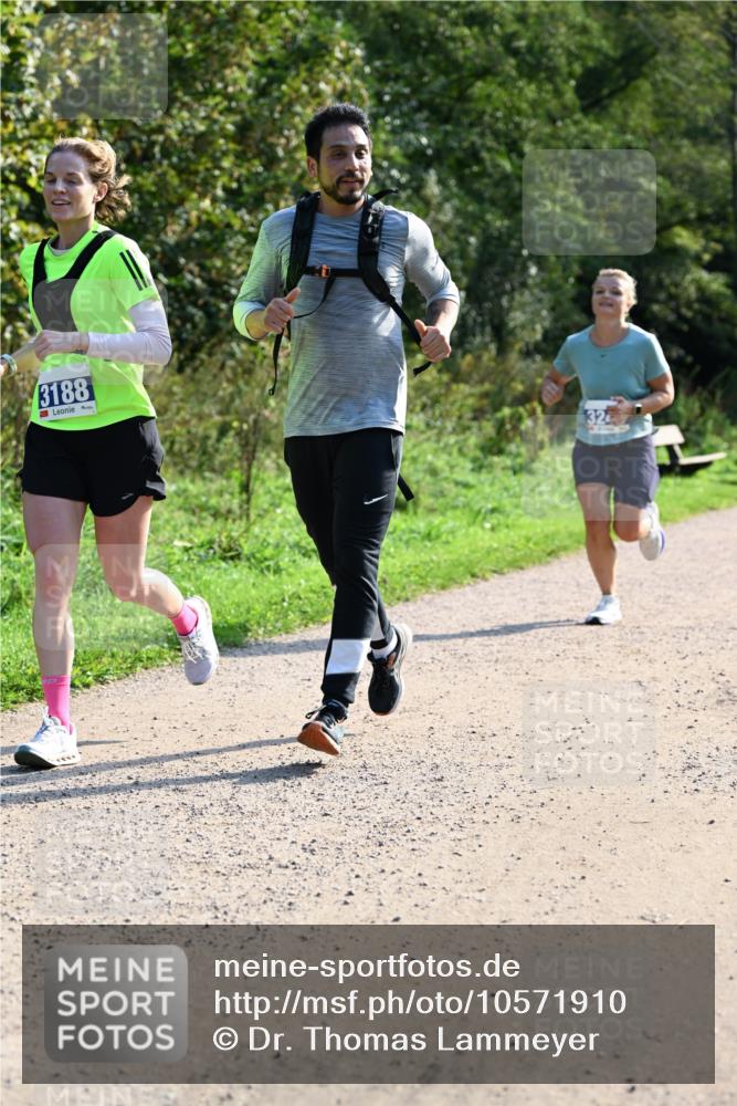 27.09.2026 - 35. Volkslauf durch das schöne Alstertal Dr. Thomas Lammeyer http://msf.ph/oto/10571910 27.09.2026 11:21:10 Laufen 3188 meine-sportfotos.de