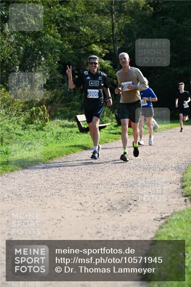 27.09.2026 - 35. Volkslauf durch das schöne Alstertal Dr. Thomas Lammeyer http://msf.ph/oto/10571945 27.09.2026 11:21:28 Laufen 3000, 30, 815 meine-sportfotos.de