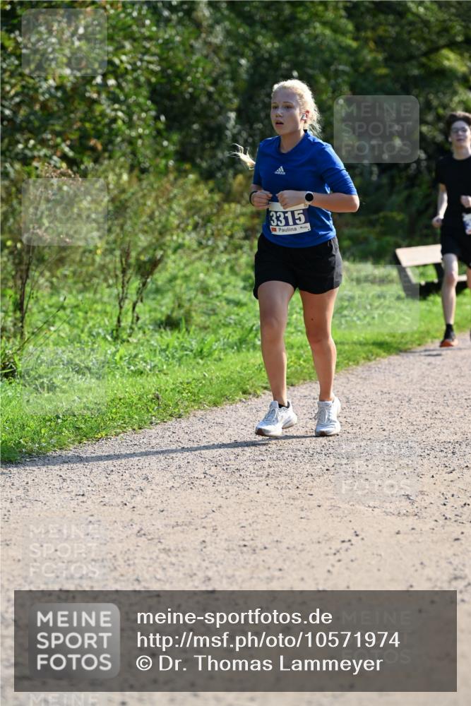 27.09.2026 - 35. Volkslauf durch das schöne Alstertal Dr. Thomas Lammeyer http://msf.ph/oto/10571974 27.09.2026 11:21:31 Laufen 3315 meine-sportfotos.de