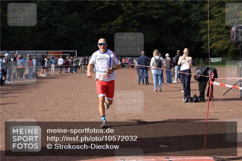 27.09.2026 - 35. Volkslauf durch das schöne Alstertal Strokosch-Dieckow http://msf.ph/oto/10572032 27.09.2026 12:21:06 Ziel 2040 meine-sportfotos.de