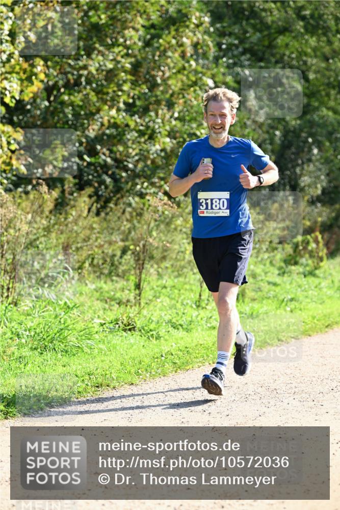 27.09.2026 - 35. Volkslauf durch das schöne Alstertal Dr. Thomas Lammeyer http://msf.ph/oto/10572036 27.09.2026 11:21:49 Laufen 3180 meine-sportfotos.de