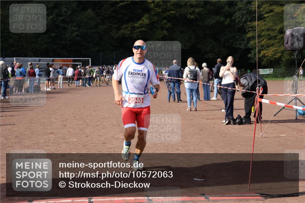 27.09.2026 - 35. Volkslauf durch das schöne Alstertal Strokosch-Dieckow http://msf.ph/oto/10572063 27.09.2026 12:21:07 Ziel 2040 meine-sportfotos.de