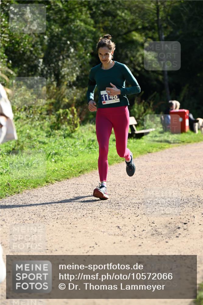 27.09.2026 - 35. Volkslauf durch das schöne Alstertal Dr. Thomas Lammeyer http://msf.ph/oto/10572066 27.09.2026 11:21:57 Laufen 1140 meine-sportfotos.de