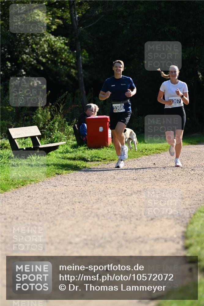 27.09.2026 - 35. Volkslauf durch das schöne Alstertal Dr. Thomas Lammeyer http://msf.ph/oto/10572072 27.09.2026 11:22:01 Laufen 3366, 367 meine-sportfotos.de