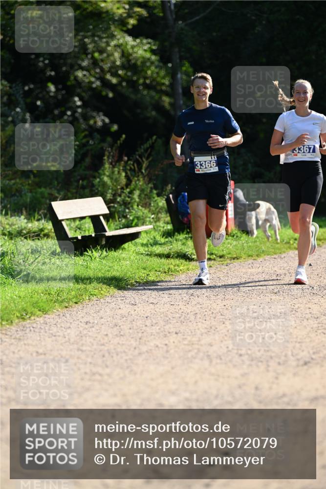27.09.2026 - 35. Volkslauf durch das schöne Alstertal Dr. Thomas Lammeyer http://msf.ph/oto/10572079 27.09.2026 11:22:02 Laufen 3366, 3367 meine-sportfotos.de