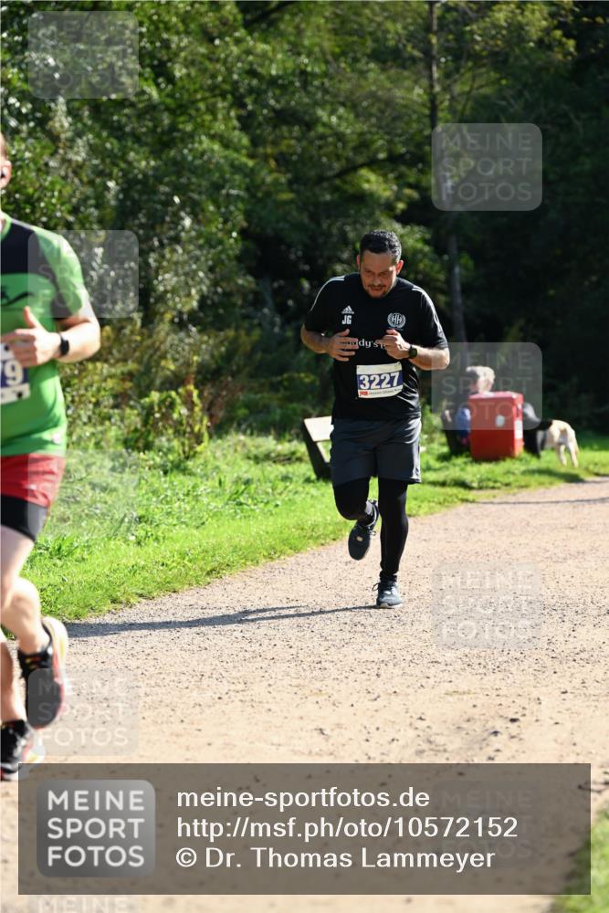 27.09.2026 - 35. Volkslauf durch das schöne Alstertal Dr. Thomas Lammeyer http://msf.ph/oto/10572152 27.09.2026 11:22:13 Laufen 3227 meine-sportfotos.de