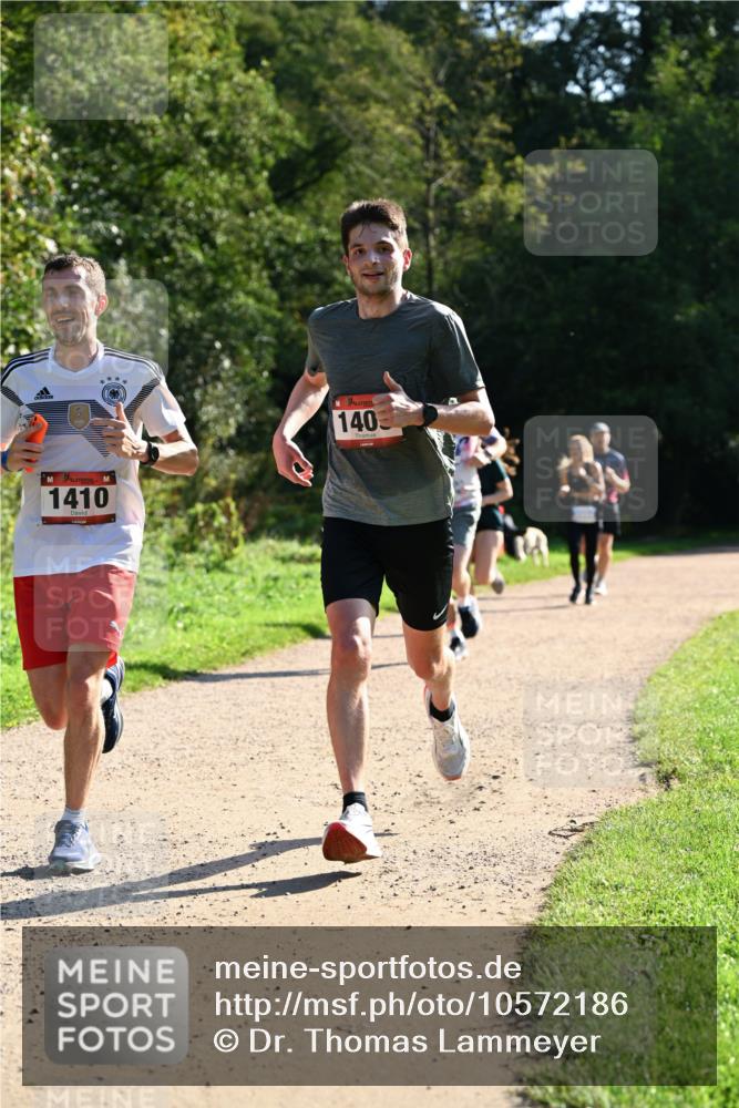 27.09.2026 - 35. Volkslauf durch das schöne Alstertal Dr. Thomas Lammeyer http://msf.ph/oto/10572186 27.09.2026 11:22:18 Laufen 1410, 140 meine-sportfotos.de
