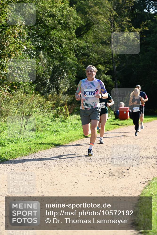 27.09.2026 - 35. Volkslauf durch das schöne Alstertal Dr. Thomas Lammeyer http://msf.ph/oto/10572192 27.09.2026 11:22:19 Laufen 3977, 96, 3994 meine-sportfotos.de