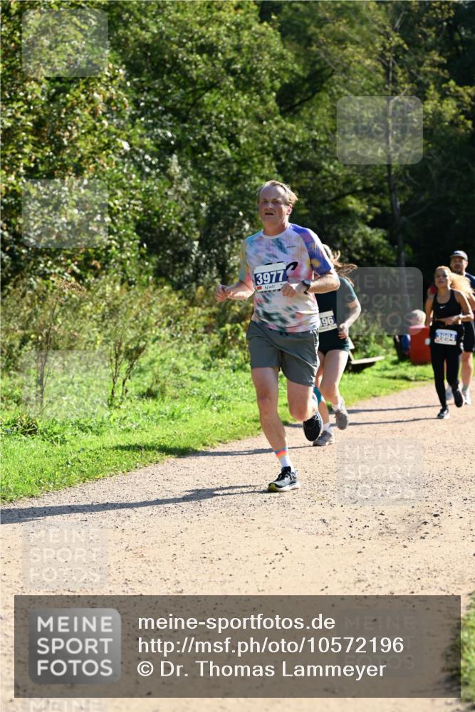 27.09.2026 - 35. Volkslauf durch das schöne Alstertal Dr. Thomas Lammeyer http://msf.ph/oto/10572196 27.09.2026 11:22:20 Laufen 3977, 96, 3994 meine-sportfotos.de