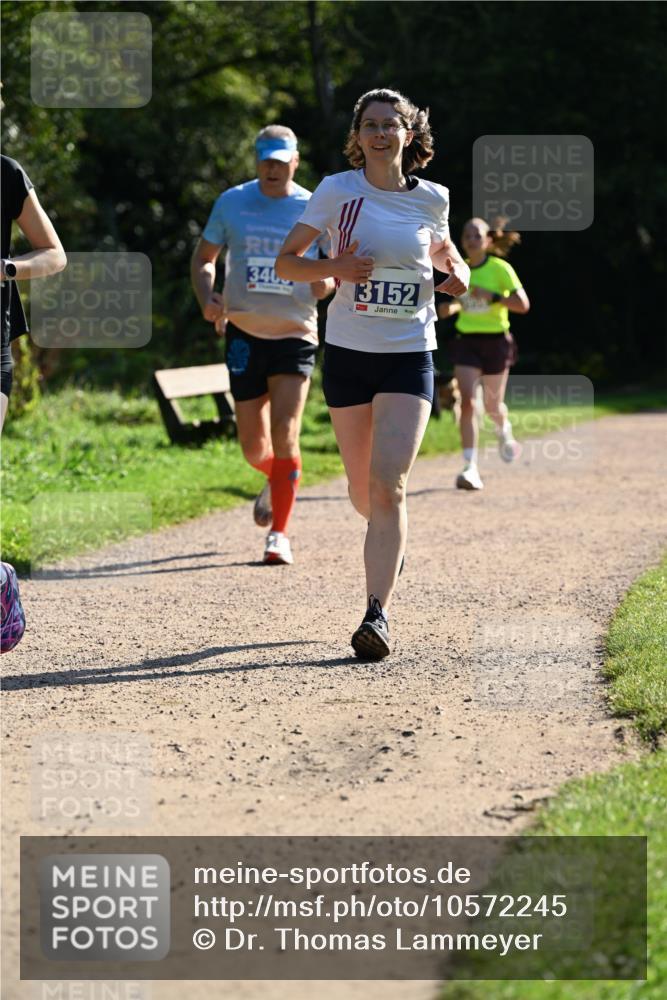27.09.2026 - 35. Volkslauf durch das schöne Alstertal Dr. Thomas Lammeyer http://msf.ph/oto/10572245 27.09.2026 11:22:28 Laufen 340, 3152 meine-sportfotos.de