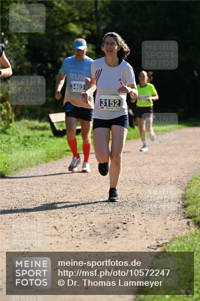 27.09.2026 - 35. Volkslauf durch das schöne Alstertal Dr. Thomas Lammeyer http://msf.ph/oto/10572247 27.09.2026 11:22:28 Laufen 3403, 3152 meine-sportfotos.de