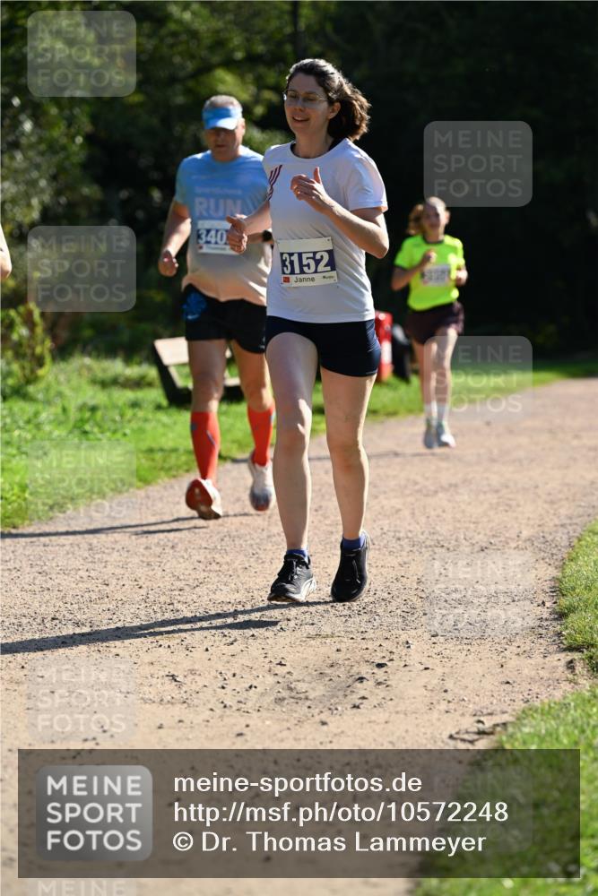 27.09.2026 - 35. Volkslauf durch das schöne Alstertal Dr. Thomas Lammeyer http://msf.ph/oto/10572248 27.09.2026 11:22:28 Laufen 340, 3152 meine-sportfotos.de