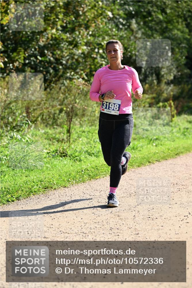 27.09.2026 - 35. Volkslauf durch das schöne Alstertal Dr. Thomas Lammeyer http://msf.ph/oto/10572336 27.09.2026 11:23:18 Laufen 3198 meine-sportfotos.de