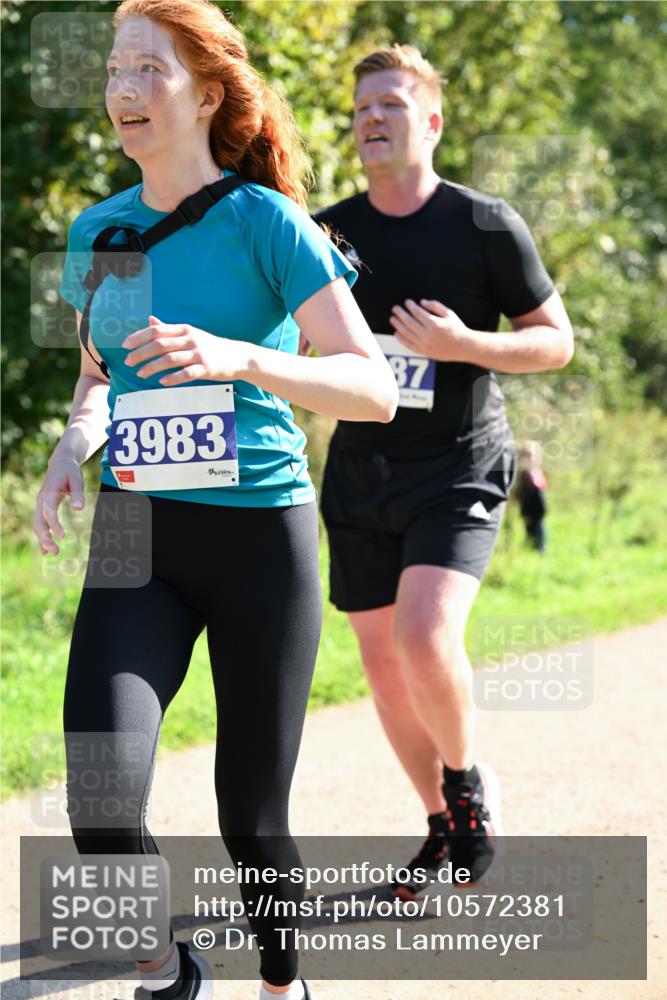 27.09.2026 - 35. Volkslauf durch das schöne Alstertal Dr. Thomas Lammeyer http://msf.ph/oto/10572381 27.09.2026 11:23:28 Laufen 3983, 87 meine-sportfotos.de